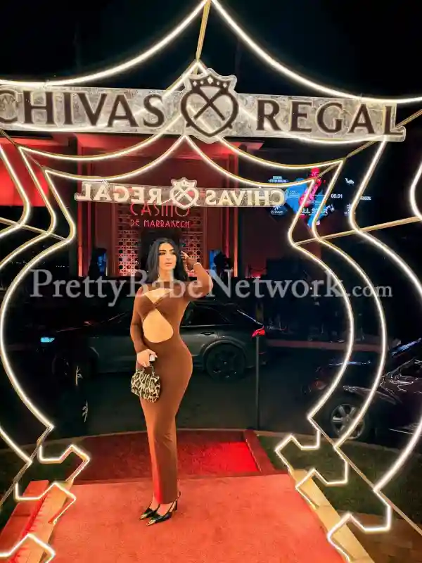 Moroccan Flight Attendant Elite Escort Fatiha Now in Central Park, Kolkata