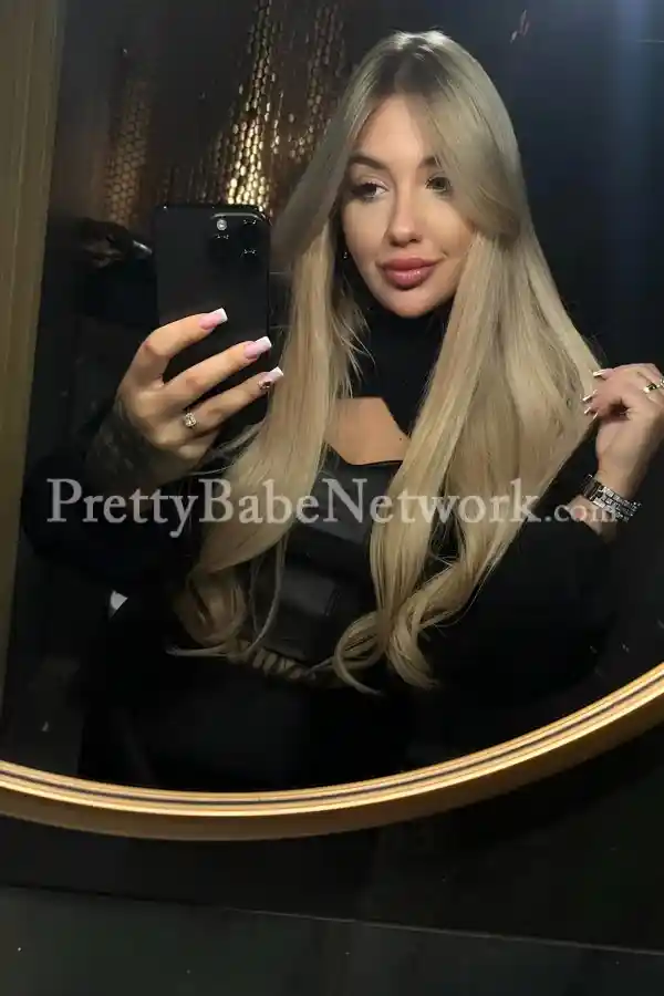 Kasia, Polish Air Hostess & Escort! Visit Me for Sex Date near Chetla, Kolkata