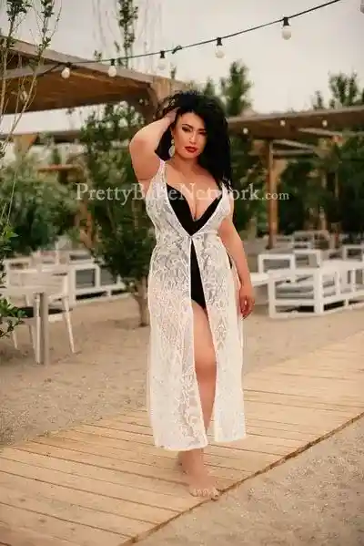 Air Hostess Escort Prisha Available 24*7 for One-Night Stand in Holiday Inn Hotel, Kolkata