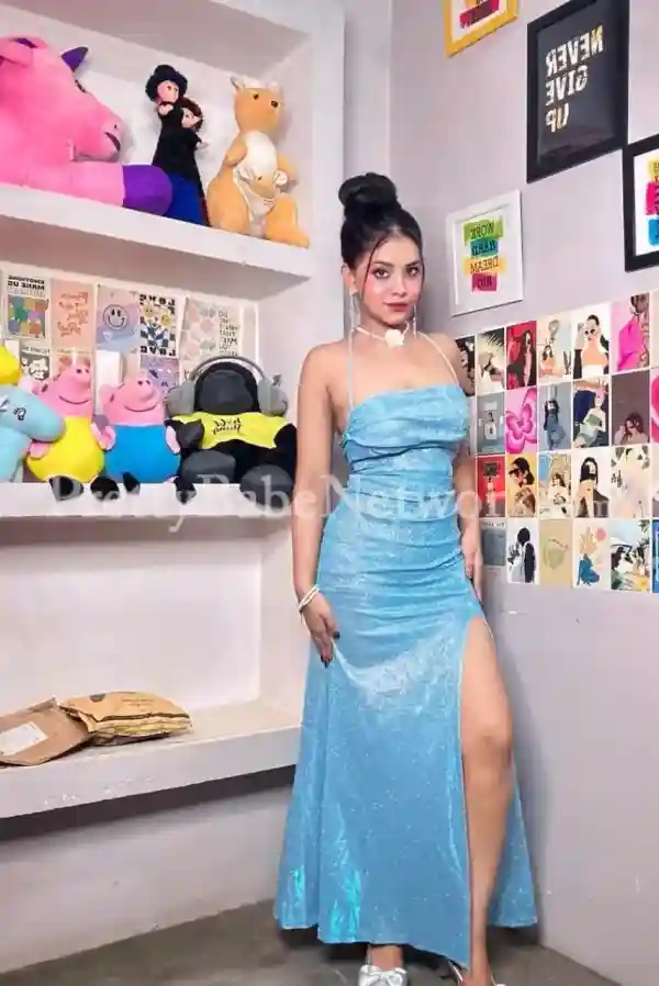 I'm Arushi, College Escort near Madhyamgram, Kolkata! Best Girlfriend Experience