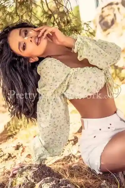 Call Me! Colombian Escort Adora Exceptional Services Taltala, Kolkata