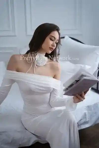 24-Year-Old College Call Girl Ishi is Ready to Showcase You Her Sexiness