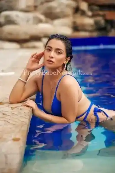 Hire College Call Girl Vandana for Dating & Hookup Service in Kolkata