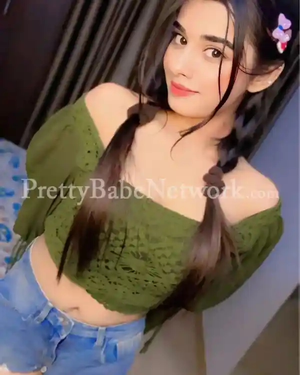 I'm Aratrika- Sensual Bengali Call Girl in Park Street, Kolkata for Dating & Erotic Service