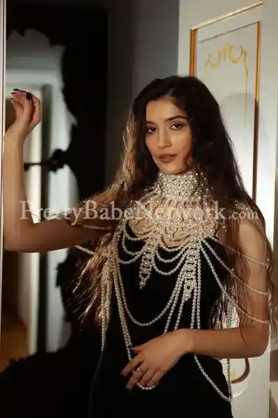 Bengali Escort Supriya! Call for Premium Services near Narkeldanga, Kolkata