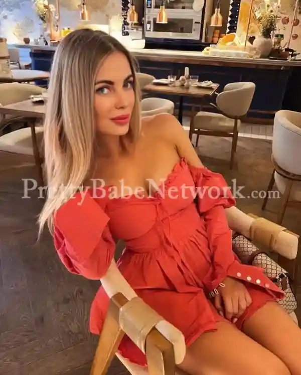 Krystyna - Model Polish Escort in VIP Road, Short Meet & Weekend Sex Available