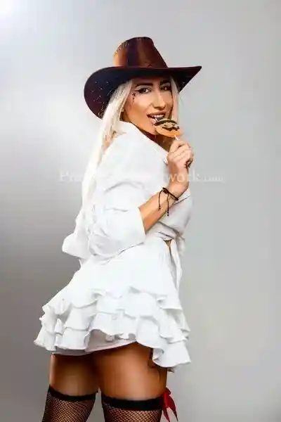 Olivia Escort from Argentina is Here for Meet N Fuck in Kolkata