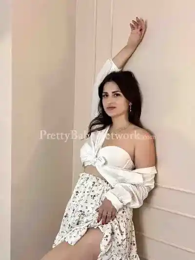 Call Me! I'm Anushka Offering GFE, Roleplay, & BDSM Services Near Joka, Kolkata