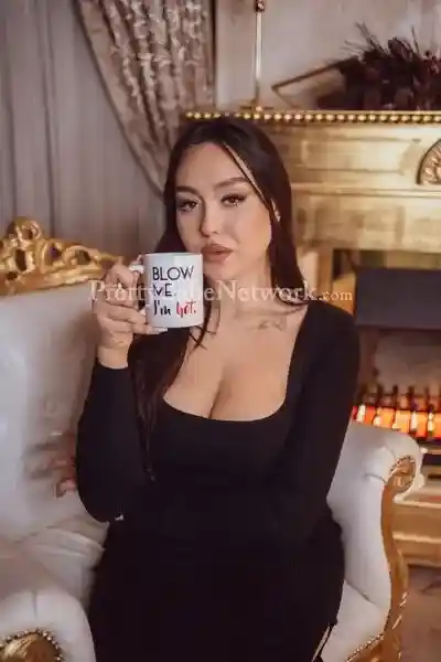 Book 27-Year-Old Romanian Escort Celina for Intimate Sexual Encounters