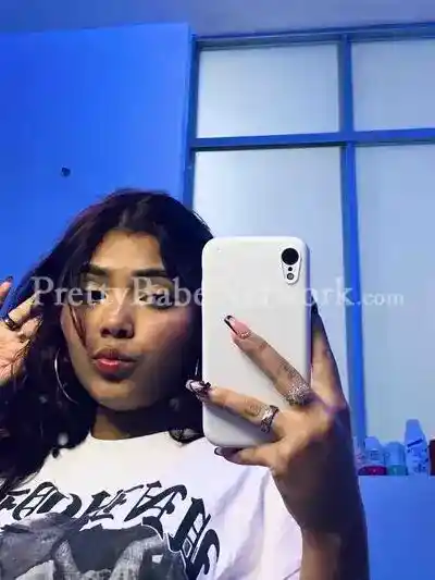 Escort from Mumbai, Kavita is Ready to offer You Hookup Services in Kasba, Kolkata