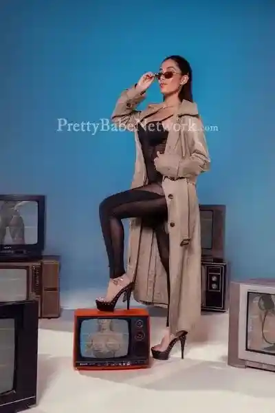 I am Ruth, Brunette Escort from Eastern Europe to Fulfill Your Sexual Dreams