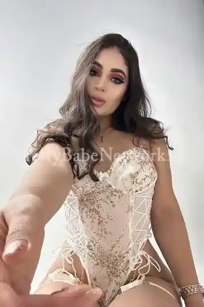 Honey, I am Shivani Independent Call Girl! Enjoy With Me 69 & Roleplay