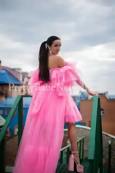 Dominant Nature Indian Call Girl Charvi Awaits You in Tangra, Kolkata