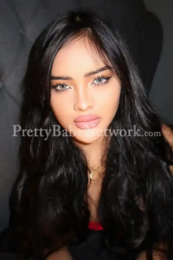 Latifa, Arab Model Escort in BT Road, Kolkata Invites You for Hookup Sessions