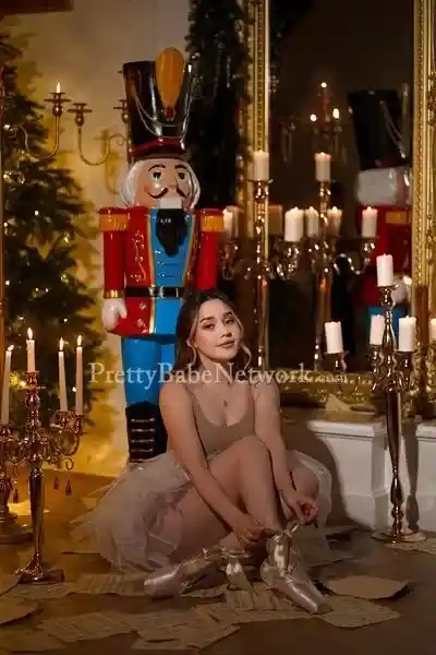 Hire Sugar Baby Belarus Escort Alaksandra in Kolkata for Sexual Fun