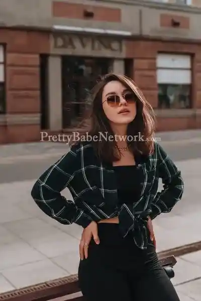 Hire Sugar Baby Belarus Escort Alaksandra in Kolkata for Sexual Fun