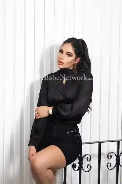 Indulge in Intimate Hookup Night With Young Belarusian Escort Kim