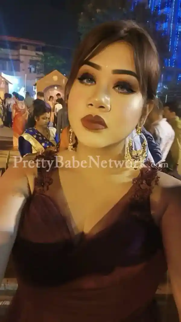 Myself Dipti! Your Perfect Housewife Kolkata Escort for Wild Sex & Love