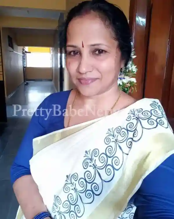 Bengali sexy aunty video call service - Indian escort  in Kolkata