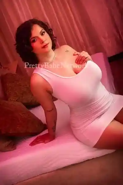 Contact Tanya for Safe & Hygienic Escort Services near the ITC Sonar Hotel, Kolkata