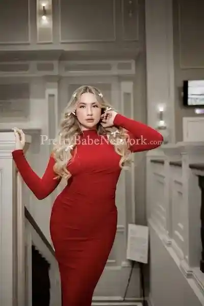 BDSM Expert Bonnie is Ready to Fulfill Your Kinky Sexual Fantasies