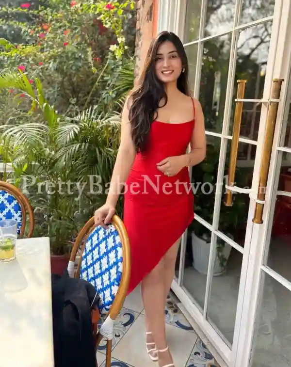Call Instagram Model & VIP Escort in Salt Lake, Kolkata, Drishti for Parties & Fuck